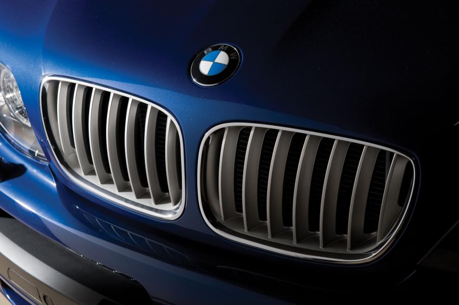 Детали экстерьера BMW X5 4.8is 2004 года  (NA) (фото 21 из 73)